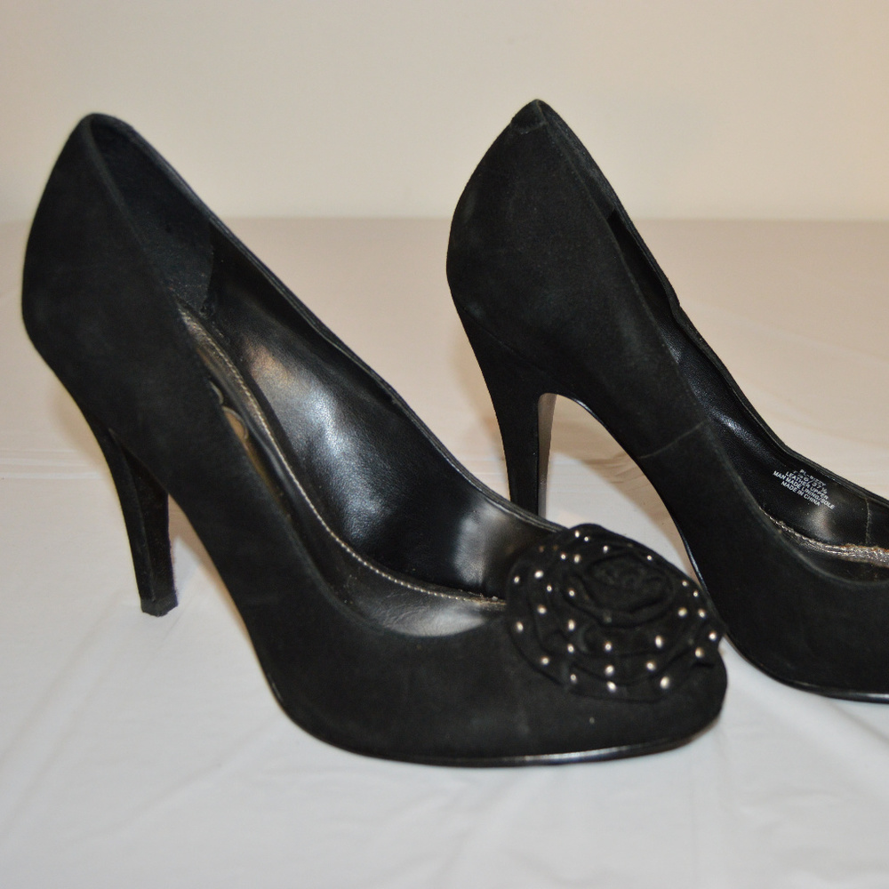 BCBG Paris Black Suede Stiletto High Heels PLBizzy